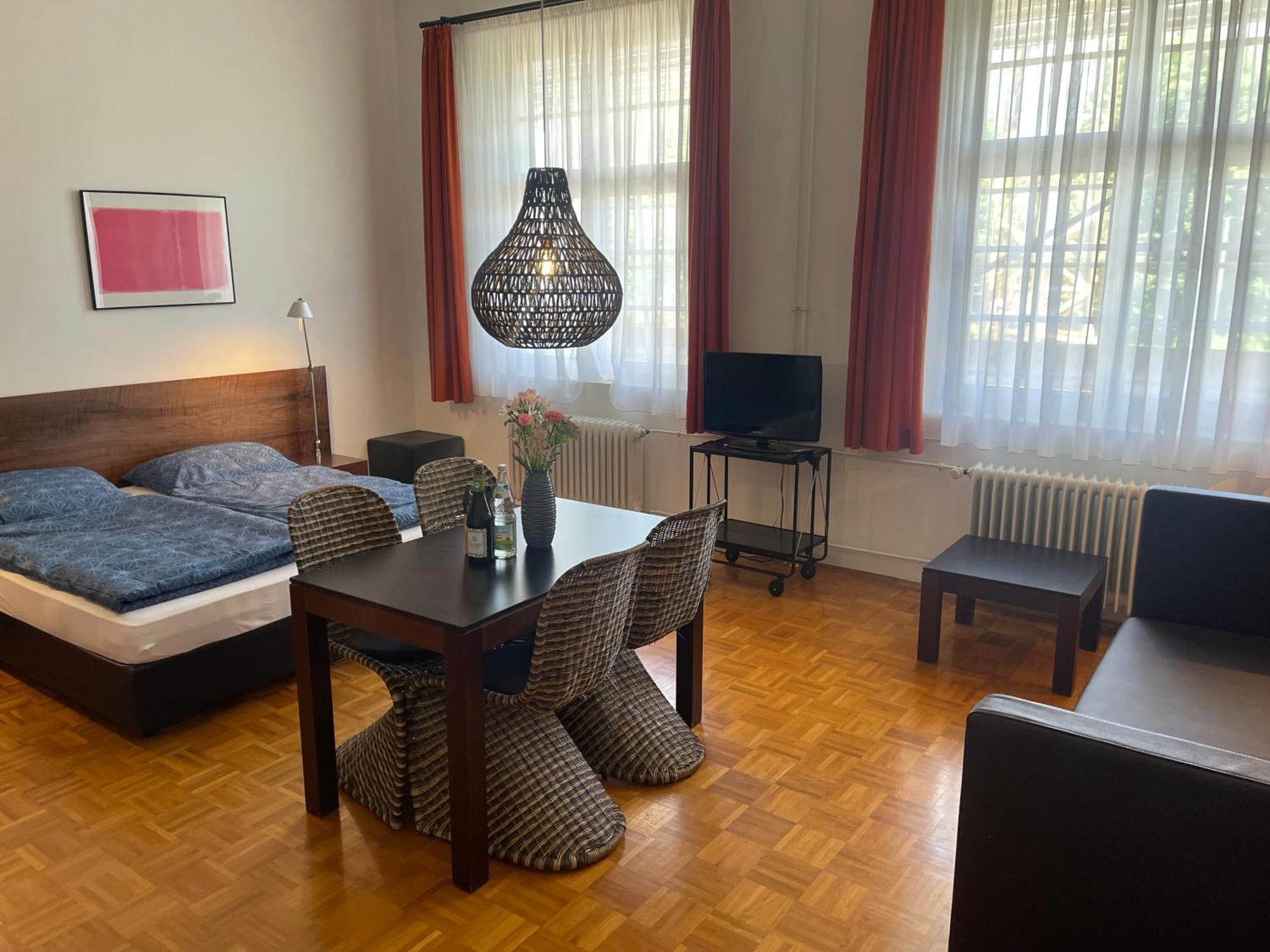 Whliving - Apartments & Studios In Konstanz Exterior foto