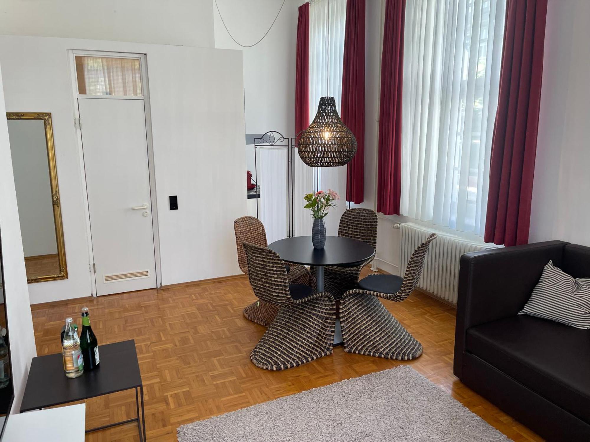 Whliving - Apartments & Studios In Konstanz Exterior foto
