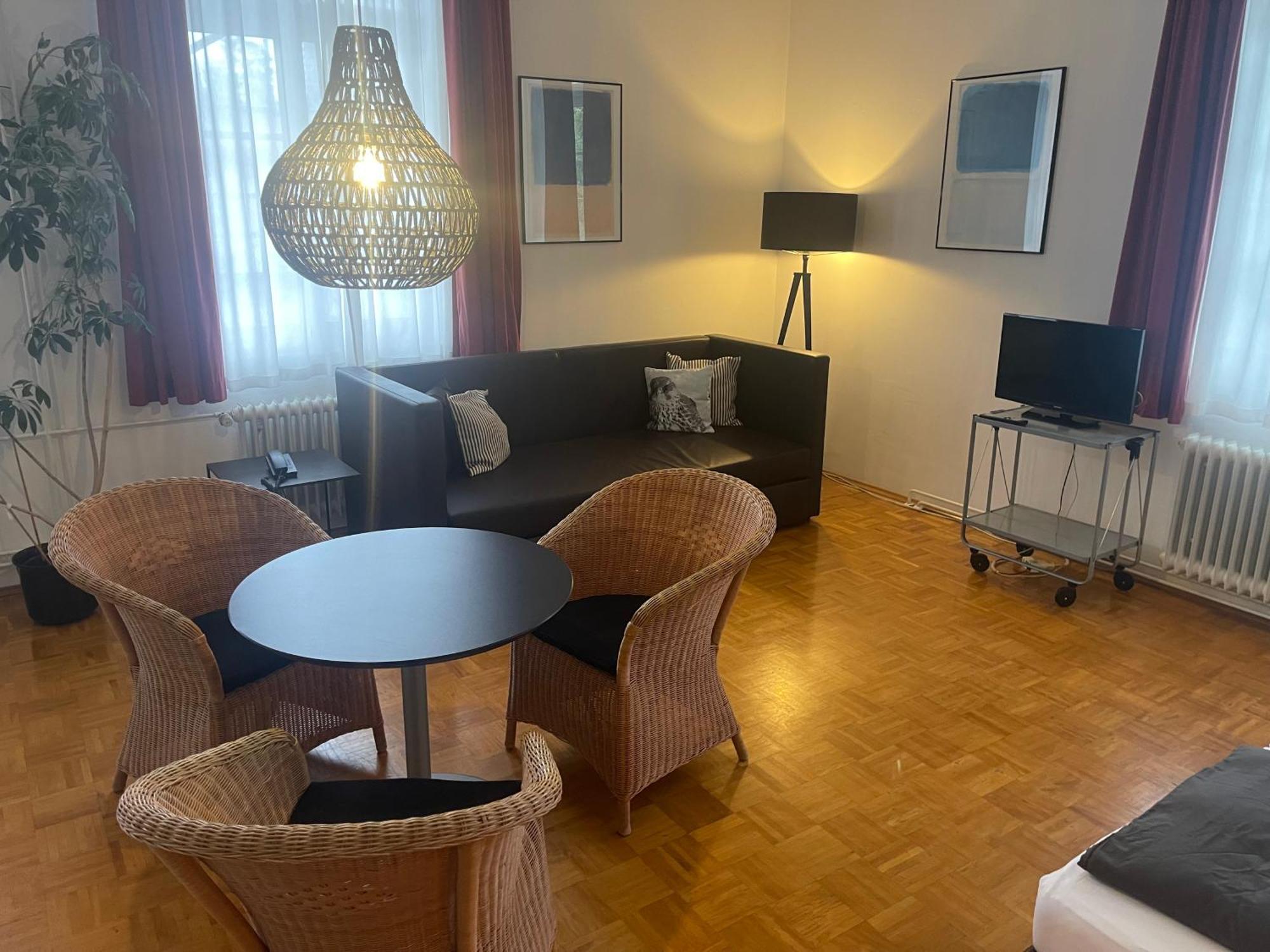 Whliving - Apartments & Studios In Konstanz Exterior foto
